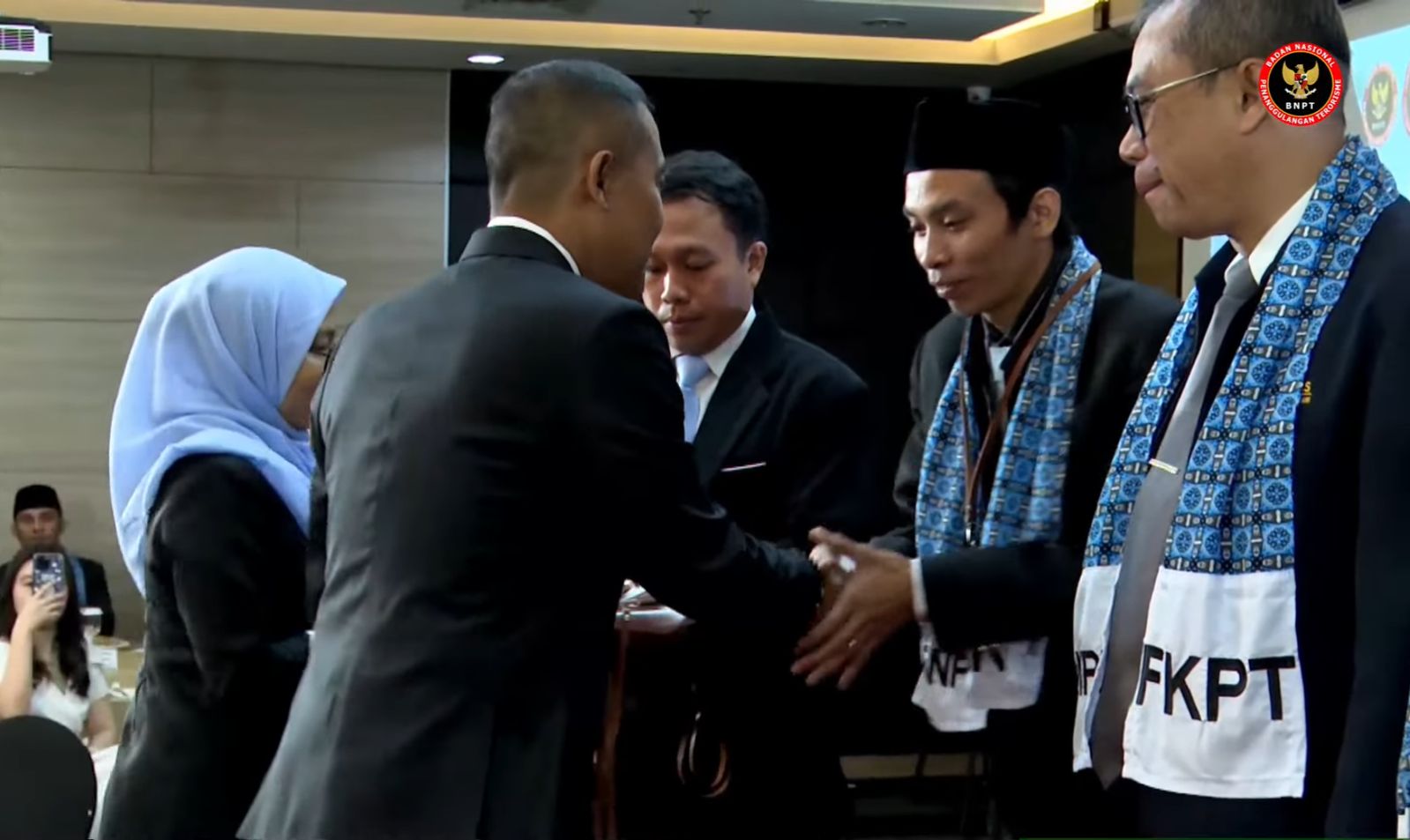 Forum Koordinasi Pencegahan Terorisme (FKPT) Jateng 2025-2027 Dilantik BNPT RI