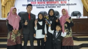Lulus Dua Tahun Satu Bulan, Kepala SDN Gajahmungkur 03 Semarang Raih Doktor UNNES