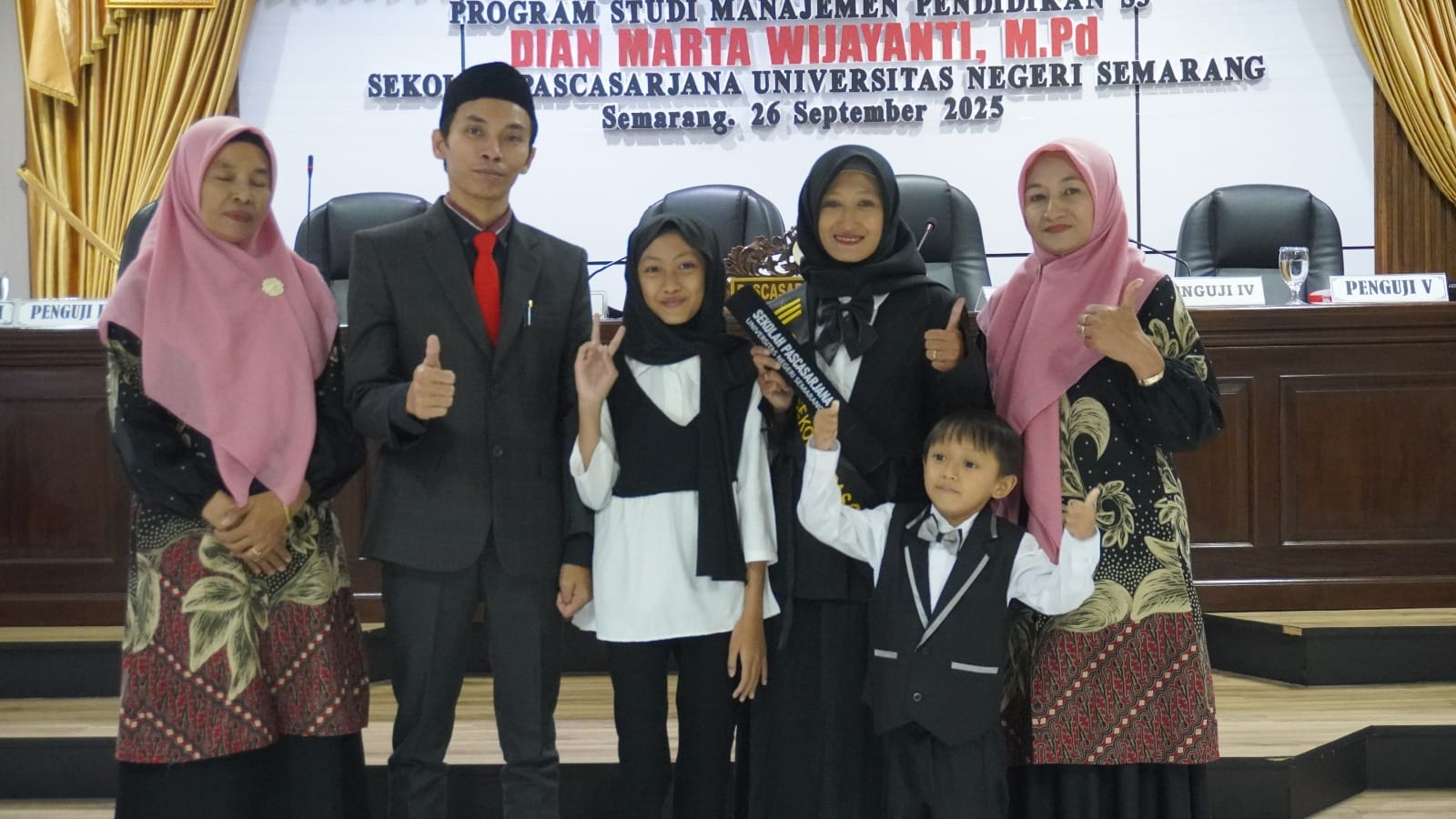 Lulus Dua Tahun Satu Bulan, Kepala SDN Gajahmungkur 03 Semarang Raih Doktor UNNES