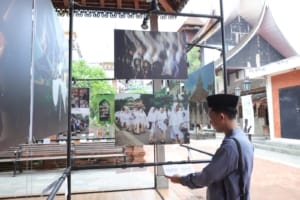 Foto Karya Ketua LTNNU Pati Dipamerkan di Lasem