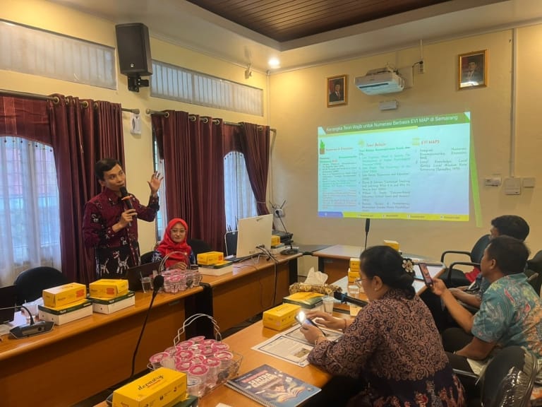 Review Buku Ethnoscience Village Map (EVI MAP): Merekam Kearifan Lokal, Menumbuhkan Numerasi Kontekstual