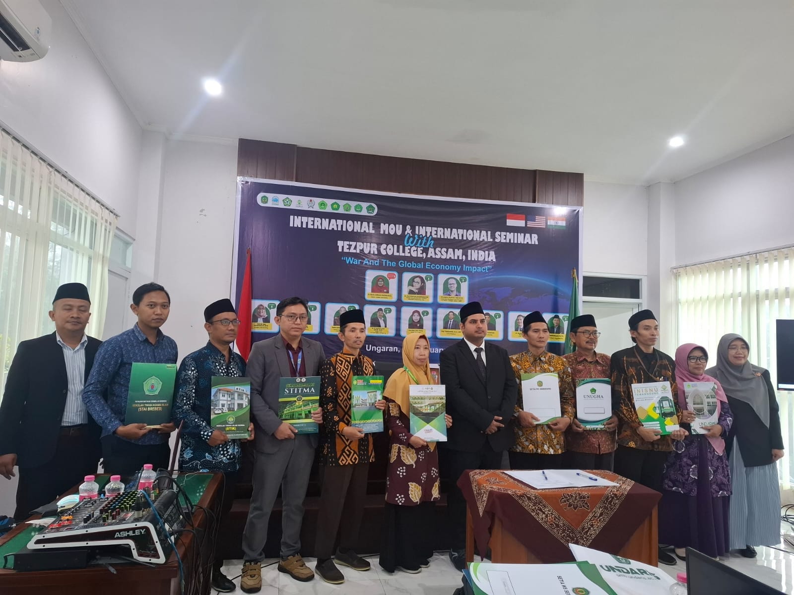 ‎Inisnu Jalin Kerjasama dengan Tezpur Collage India dan Seminar Internasional