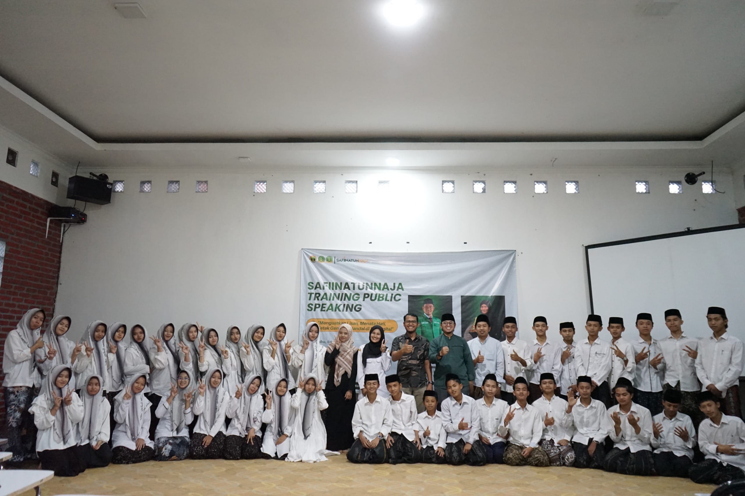 Tak Hanya Ngaji, Santri PPQ Safiinatunnaja Wonosobo Isi Ramadan dengan Pelatihan Public Speaking