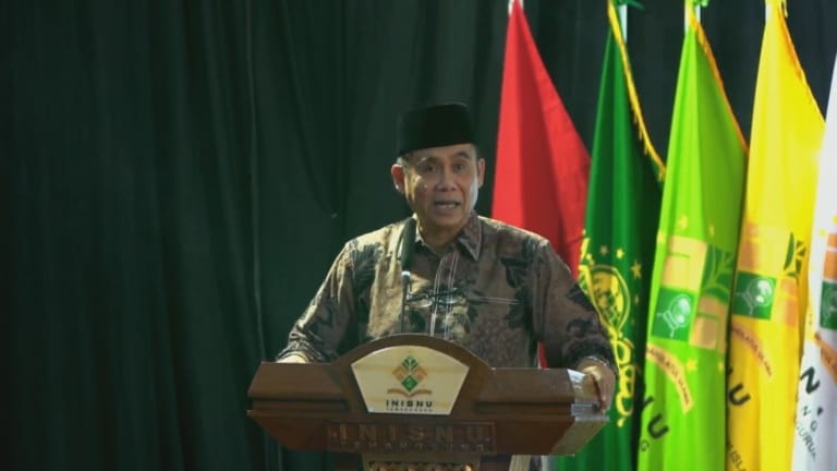 Lulusan Sarjana dan Magister, Ini Laporan Rektor INISNU dalam Wisuda 2026