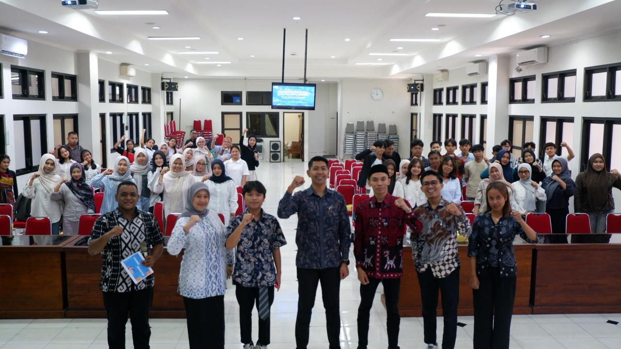 ‎Bekali Mahasiswa, Asmadewa UST Gelar Pelatihan Penulisan Tugas Akhir dan Artikel Ilmiah