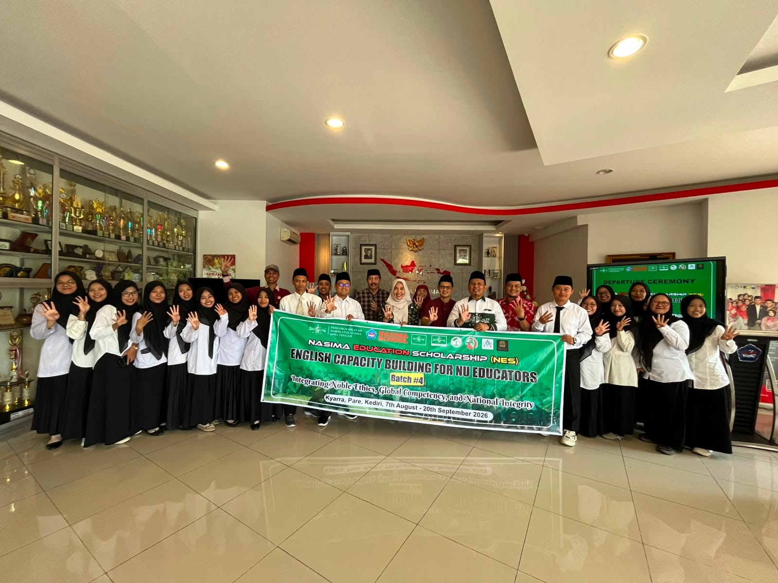 English Capacity Building for NU Educators PWNU Jawa Tengah Batch#4; Membuka Jalan Menuju Masa Depan